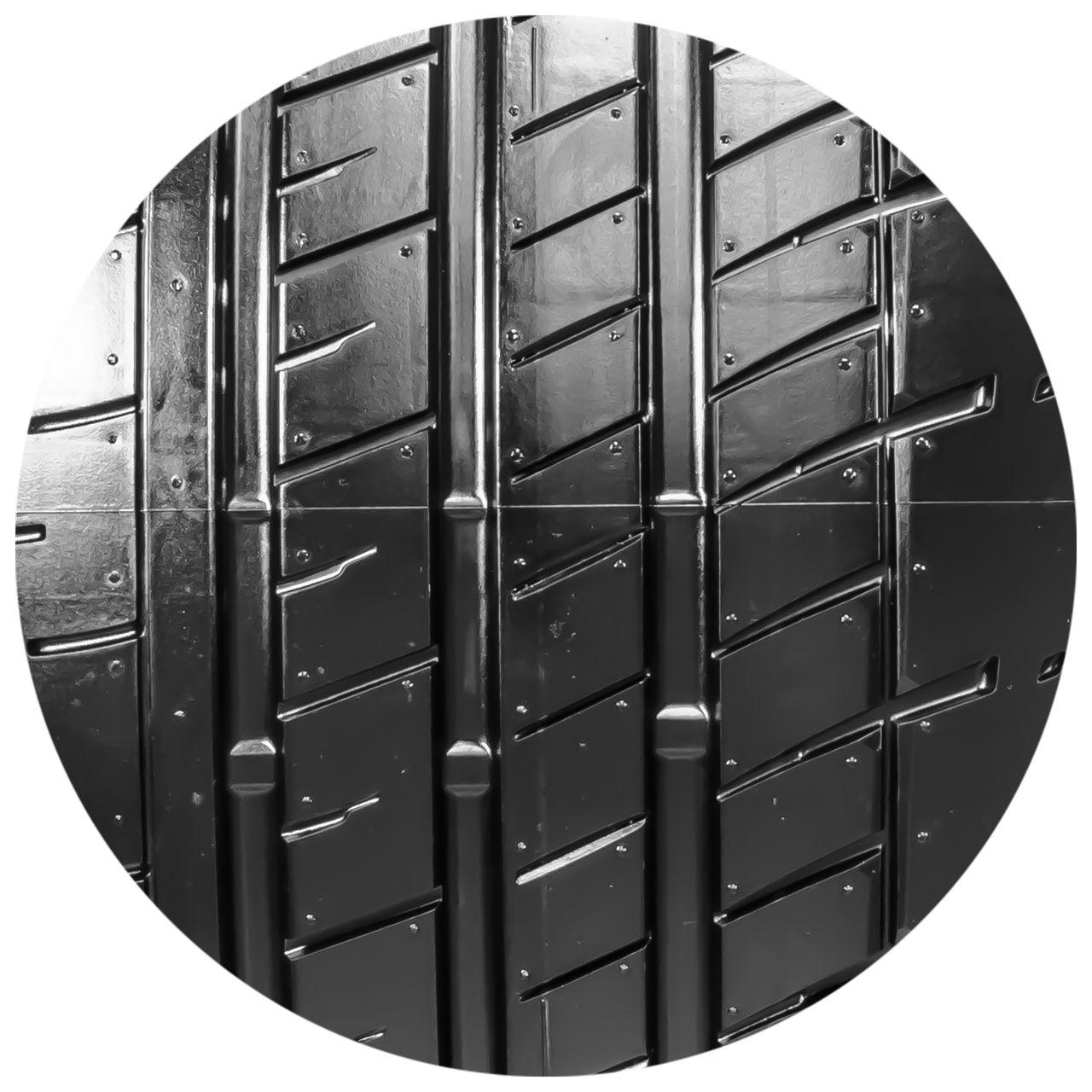 BRIDGESTONE POTENZA S007 305/30R20 103Y XL