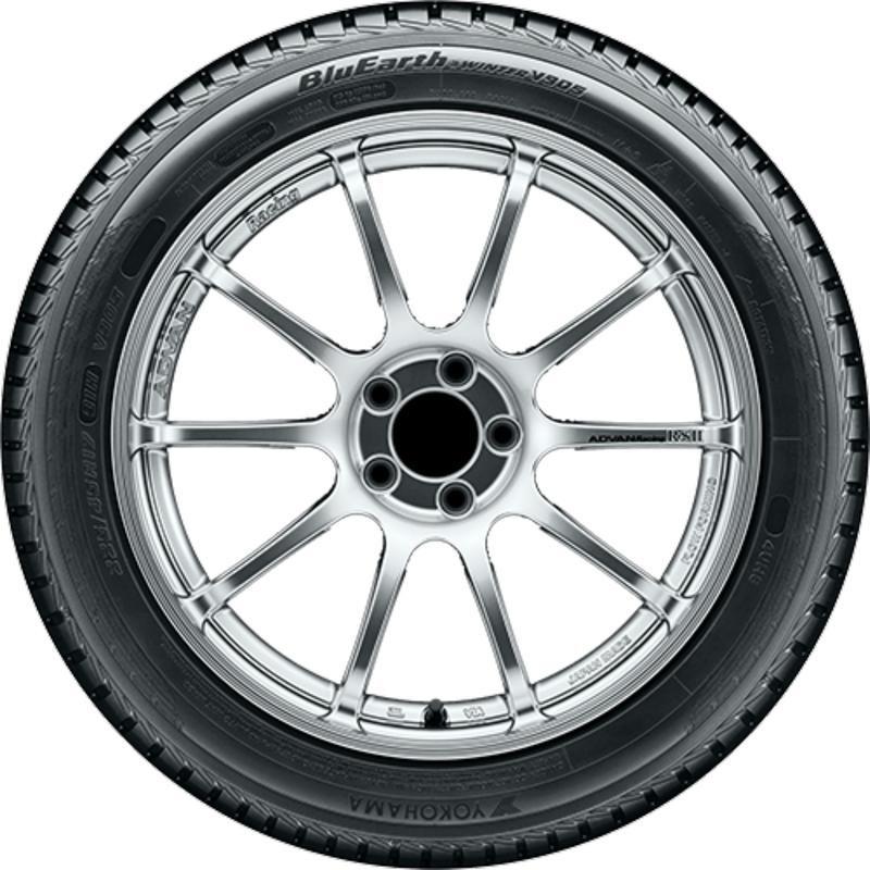 YOKOHAMA BLUEARTH*WINTER (V905) 245/50R18 104V XL