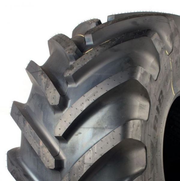 PIRELLI 540/65 R 28 TL 142D PHP:65 R-1W
